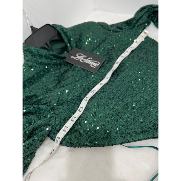 La Femme Size 10 Sequin Long Sleeve Back Cutout Gown Emerald Green *Thread Pull* - Picture 6 of 14